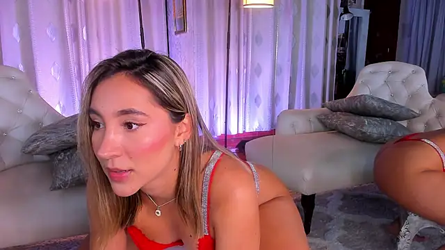 Snapshot of Zarajener chatting on July 14, 2026, 2:05 am Zarajener online show from July 14, 2026, 2:05 am