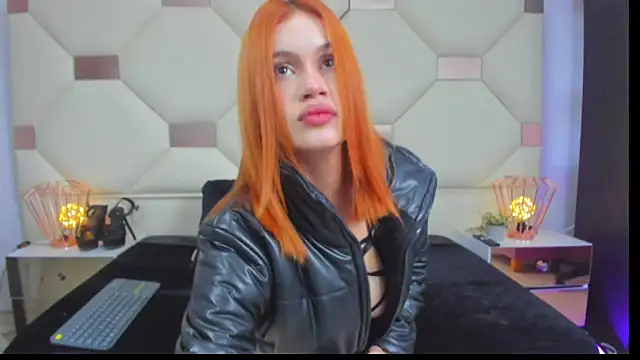 Marilyn scott online show from December 5, 2025, 1:43 pm