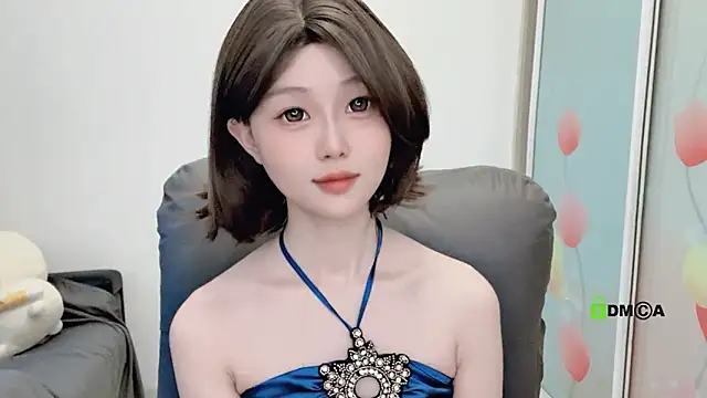 Snapshot of gummy-candy chatting on October 18, 2025, 2:24 am gummy-candy online show from October 18, 2025, 2:24 am