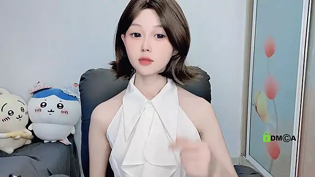 Snapshot of gummy-candy chatting on October 19, 2025, 2:25 am gummy-candy online show from October 19, 2025, 2:25 am