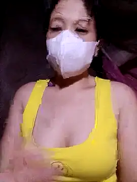 Snapshot of VanGau031694 chatting on September 22, 2025, 2:01 pm VanGau031694 online show from September 22, 2025, 2:01 pm