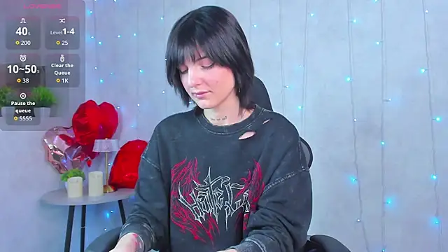 Lynn Martin online show from March 25, 2026, 1:06 am