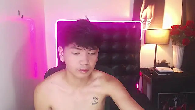 Asianbluefuckerrrr online show from September 24, 2025, 6:31 am