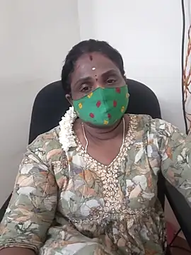 Snapshot of Tamil_Kavitha10 chatting on October 1, 2025, 4:44 pm Tamil Kavitha10 online show from October 1, 2025, 4:44 pm