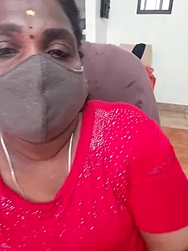 Snapshot of Tamil_Kavitha10 chatting on October 18, 2025, 9:00 am Tamil Kavitha10 online show from October 18, 2025, 9:00 am