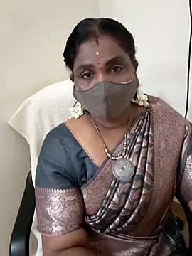 Snapshot of Tamil_Kavitha10 chatting on October 9, 2025, 2:06 pm Tamil Kavitha10 online show from October 9, 2025, 2:06 pm