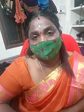 Snapshot of Tamil_Kavitha10 chatting on October 27, 2025, 3:35 pm Tamil Kavitha10 online show from October 27, 2025, 3:35 pm