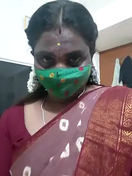 Snapshot of Tamil_Kavitha10 chatting on October 16, 2025, 4:48 pm Tamil Kavitha10 online show from October 16, 2025, 4:48 pm