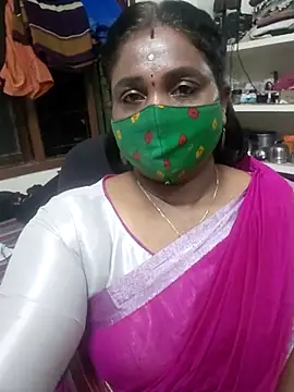 Snapshot of Tamil_Kavitha10 chatting on October 25, 2025, 5:46 pm Tamil Kavitha10 online show from October 25, 2025, 5:46 pm