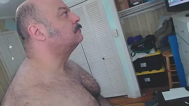 bullmusclejoe online show from November 18, 2025, 3:15 pm