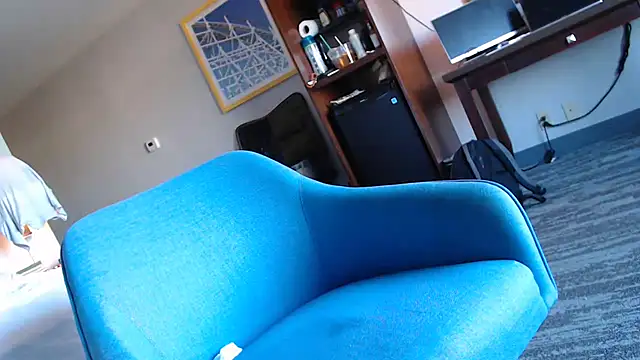 Snapshot of bullmusclejoe chatting on October 20, 2025, 10:32 pm bullmusclejoe online show from October 20, 2025, 10:32 pm