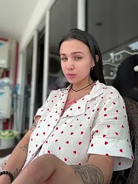 VendiMur online show from November 19, 2025, 2:11 am