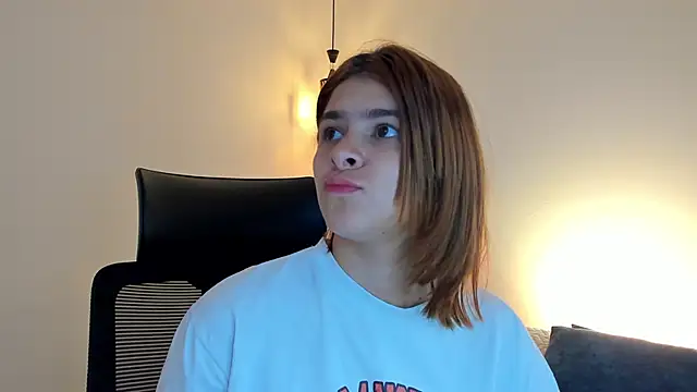 kaylajhonnes6 online show from September 21, 2025, 2:44 pm