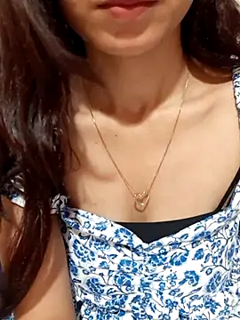 Snapshot of siya_rani67 chatting on October 22, 2025, 2:27 pm siya rani67 online show from October 22, 2025, 2:27 pm