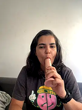 Snapshot of bruninhapt chatting on September 10, 2025, 3:33 pm bruninhapt online show from September 10, 2025, 3:33 pm