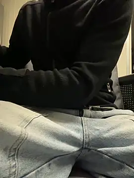 Snapshot of 420boy__ chatting on October 10, 2025, 10:21 pm 420boy online show from October 10, 2025, 10:21 pm