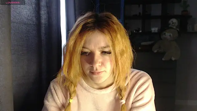 Snapshot of __Elina__ chatting on October 10, 2025, 4:46 am   Elina   online show from October 10, 2025, 4:46 am