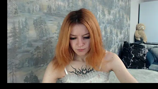 Snapshot of __Elina__ chatting on October 7, 2025, 7:31 am   Elina   online show from October 7, 2025, 7:31 am