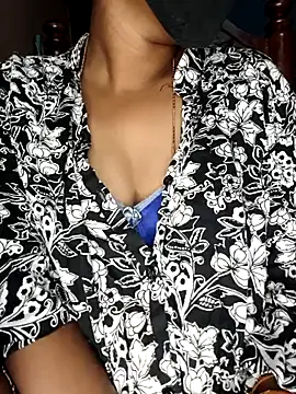 Snapshot of SindhuHappy chatting on September 28, 2025, 5:31 pm SindhuHappy online show from September 28, 2025, 5:31 pm