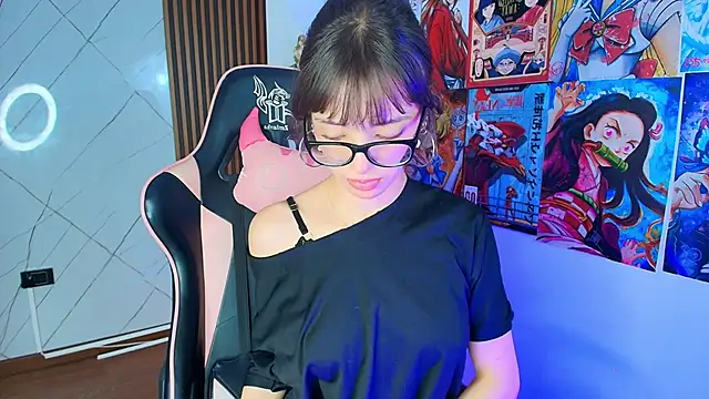 Snapshot of Sweet_1Angel chatting on September 27, 2025, 12:44 pm Sweet 1Angel online show from September 27, 2025, 12:44 pm