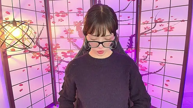 Snapshot of Sweet_1Angel chatting on September 28, 2025, 12:12 pm Sweet 1Angel online show from September 28, 2025, 12:12 pm