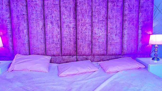 Snapshot of Sweet_1Angel chatting on September 24, 2025, 12:11 pm Sweet 1Angel online show from September 24, 2025, 12:11 pm