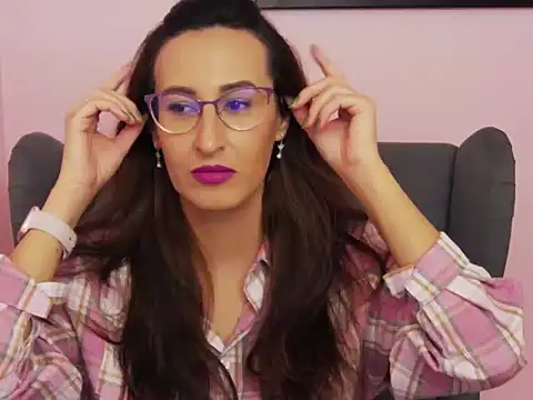 Snapshot of LysAd chatting on October 4, 2025, 3:46 pm LysAd online show from October 4, 2025, 3:46 pm