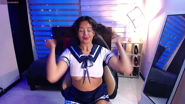 Snapshot of _Mia_Evans_1 chatting on October 17, 2025, 7:59 pm  Mia Evans 1 online show from October 17, 2025, 7:59 pm