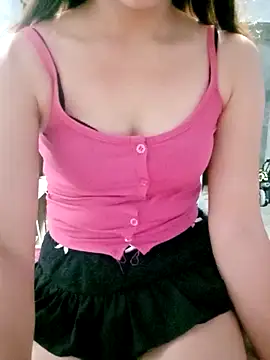 mymy06 online show from November 9, 2025, 2:21 pm