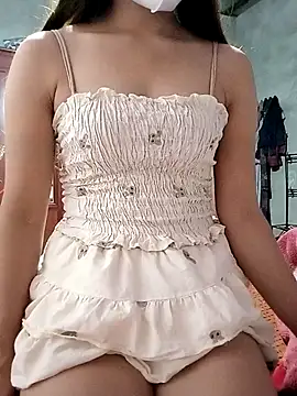 Snapshot of mymy06 chatting on September 19, 2025, 10:52 am mymy06 online show from September 19, 2025, 10:52 am