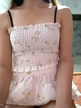 Snapshot of mymy06 chatting on October 18, 2025, 6:04 am mymy06 online show from October 18, 2025, 6:04 am