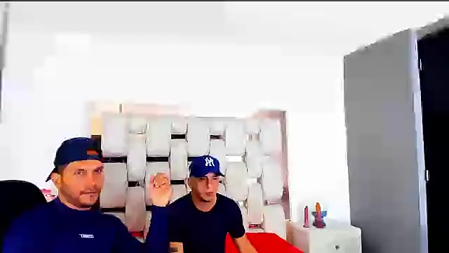 AngelAndChris online show from September 15, 2025, 12:27 pm