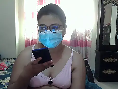 Elena cruz5 online show from September 19, 2025, 3:43 am