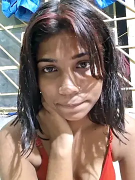 Snapshot of _sexy-queen chatting on October 4, 2025, 2:29 pm sexy-queen online show from October 4, 2025, 2:29 pm