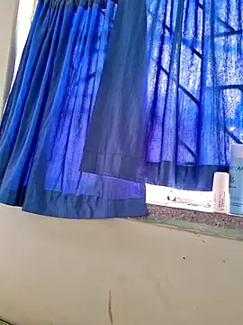 Snapshot of _sexy-queen chatting on October 18, 2025, 11:12 am sexy-queen online show from October 18, 2025, 11:12 am