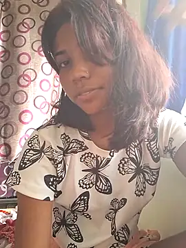 Snapshot of _sexy-queen chatting on October 10, 2025, 8:26 am sexy-queen online show from October 10, 2025, 8:26 am