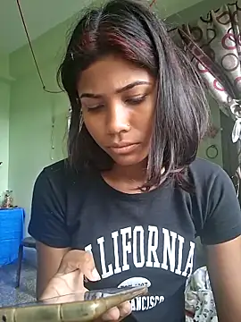 Snapshot of _sexy-queen chatting on October 3, 2025, 6:37 am sexy-queen online show from October 3, 2025, 6:37 am