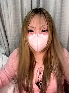 Snapshot of Chua-chan chatting on October 23, 2025, 5:00 pm Chua-chan online show from October 23, 2025, 5:00 pm