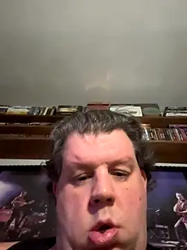 Stephanie1984 online show from November 25, 2025, 3:40 am