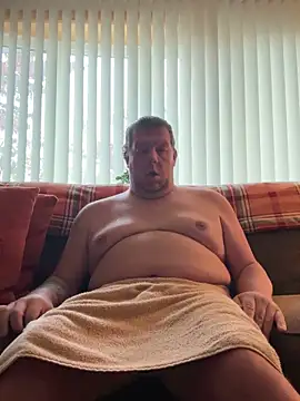 Snapshot of Stephanie1984 chatting on October 14, 2025, 12:28 pm Stephanie1984 online show from October 14, 2025, 12:28 pm