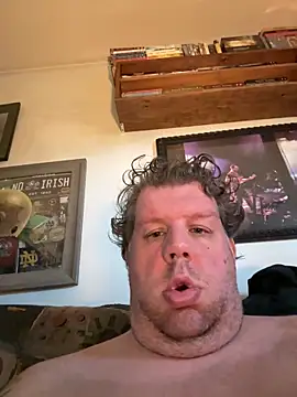 Snapshot of Stephanie1984 chatting on October 9, 2025, 3:23 pm Stephanie1984 online show from October 9, 2025, 3:23 pm