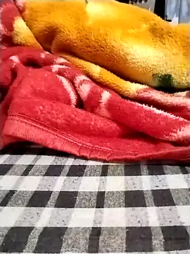 Snapshot of sexy__girls98 chatting on October 15, 2025, 5:17 am sexy girls98 online show from October 15, 2025, 5:17 am