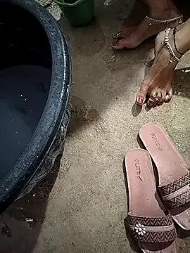 Snapshot of sexy__girls98 chatting on October 27, 2025, 5:52 am sexy girls98 online show from October 27, 2025, 5:52 am