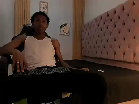 Snapshot of Jax_Maliq chatting on October 4, 2025, 1:29 am Jax Maliq online show from October 4, 2025, 1:29 am