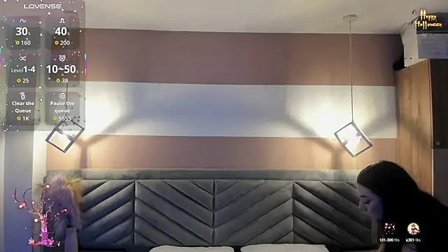 Mia Valentine  online show from October 14, 2025, 8:31 pm