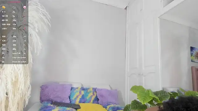 Snapshot of CardyKambell1 chatting on October 18, 2025, 5:20 am CardyKambell1 online show from October 18, 2025, 5:20 am