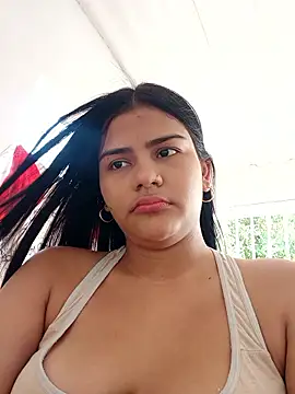 daringxxxhot online show from October 22, 2025, 1:54 pm