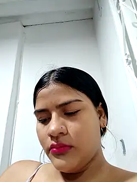 daringxxxhot online show from September 26, 2025, 10:22 am