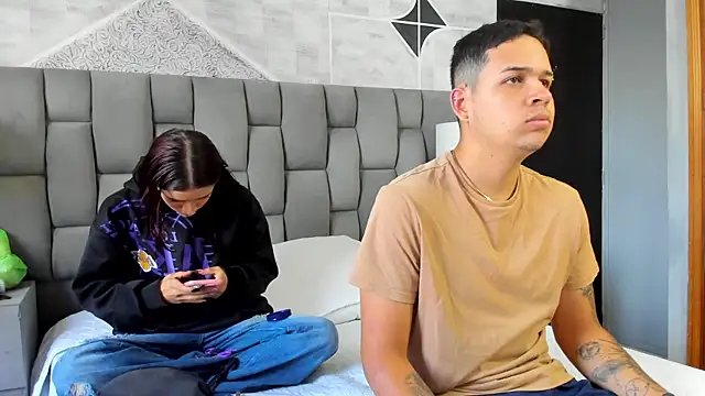 markAndPhilip online show from September 29, 2025, 12:22 pm