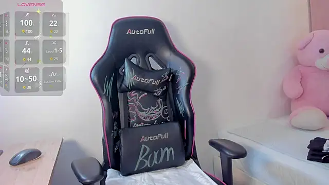 Snapshot of kate_lua chatting on October 4, 2025, 1:01 pm kate lua online show from October 4, 2025, 1:01 pm